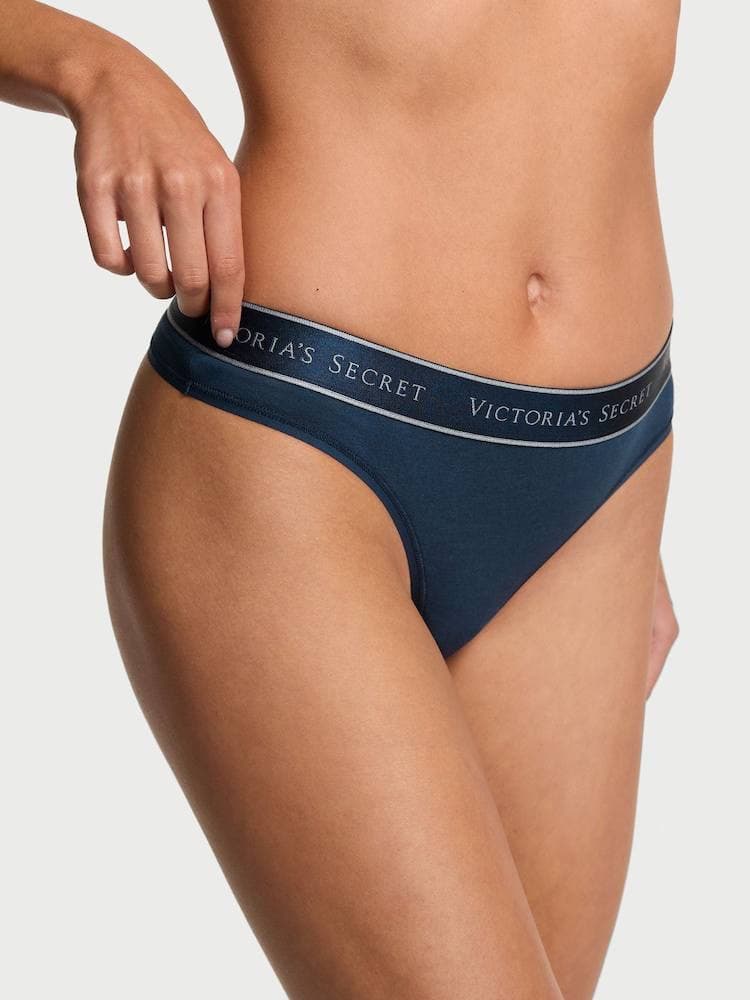Less Clásica Azul Marino